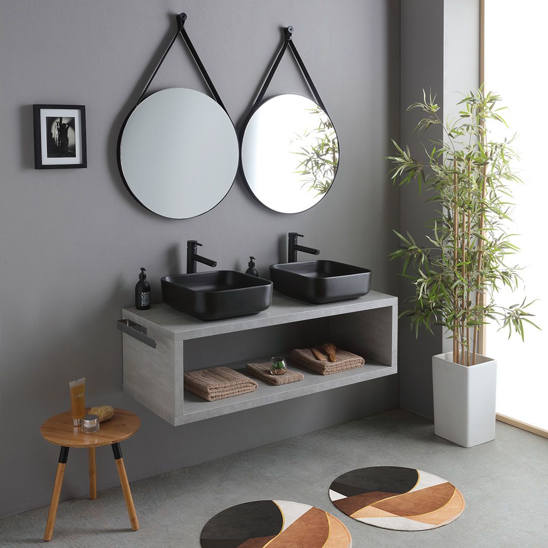 Meuble de salle de bains 120 cm en béton gris avec 2 lavabos noir mat et 2 miroirs ronds