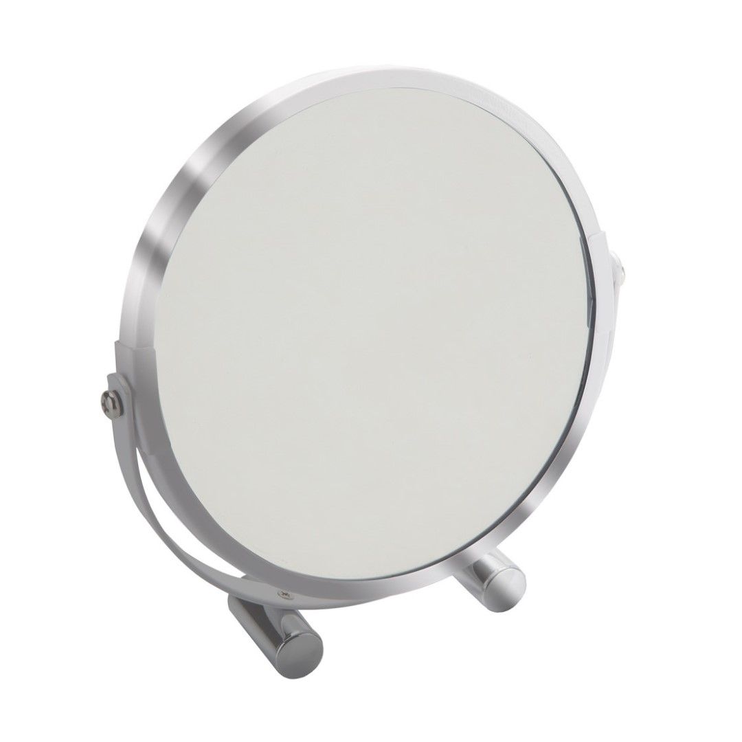 Specchio per trucco ingranditore